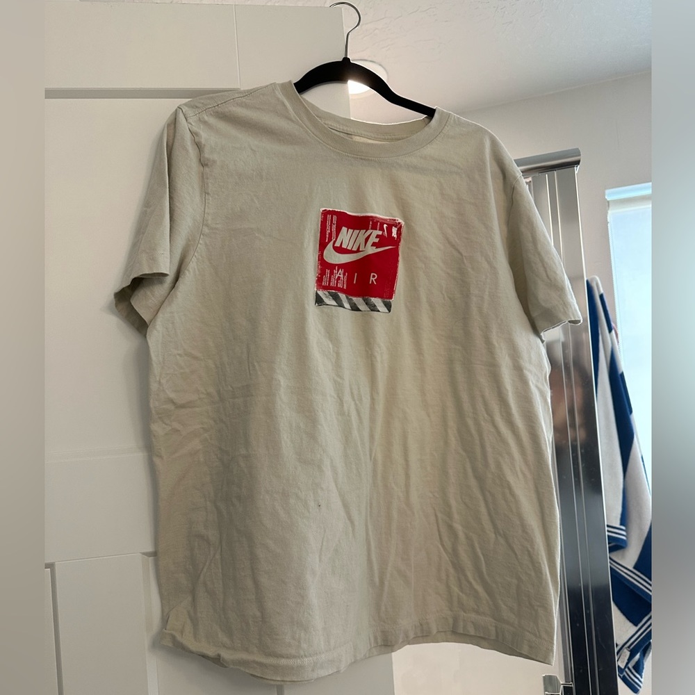 nike top